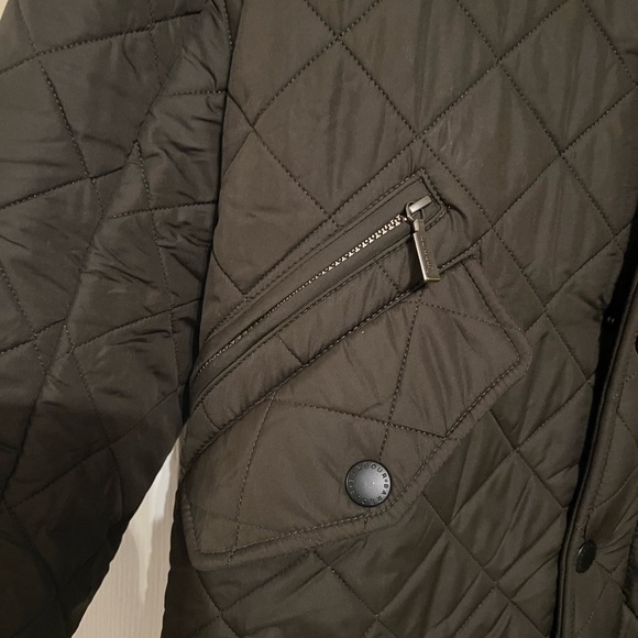 Men’s Barbour quilted leather trimmed jacket - Picture 8 of 16